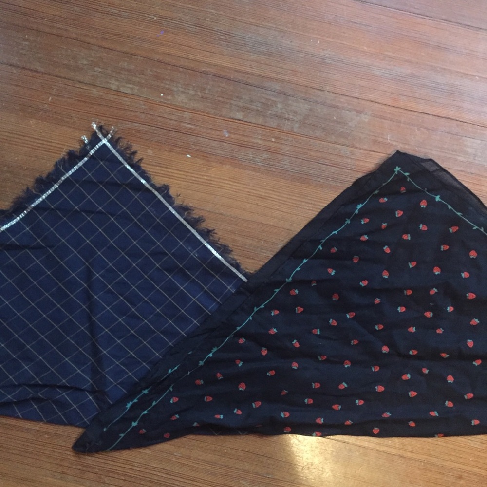 2 Madewell bandanas
